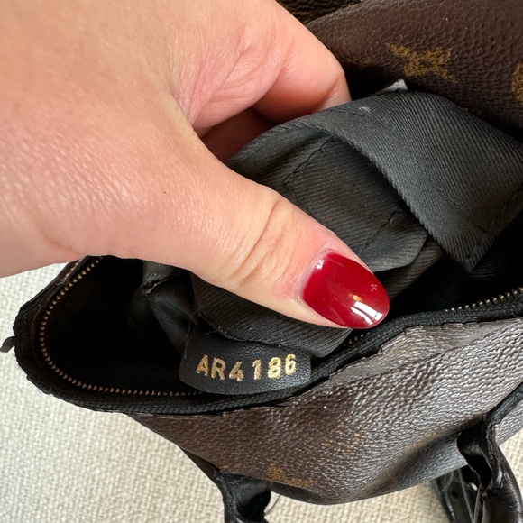 Authentic Louis Vuitton Backpack ✨ - Picture 5 of 5